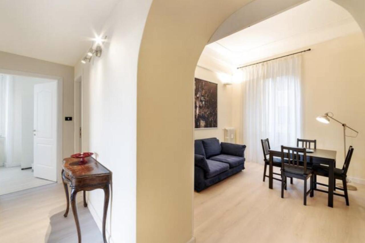 Sunny Flat In Elegant Building Close To Colosseum Róma Kültér fotó